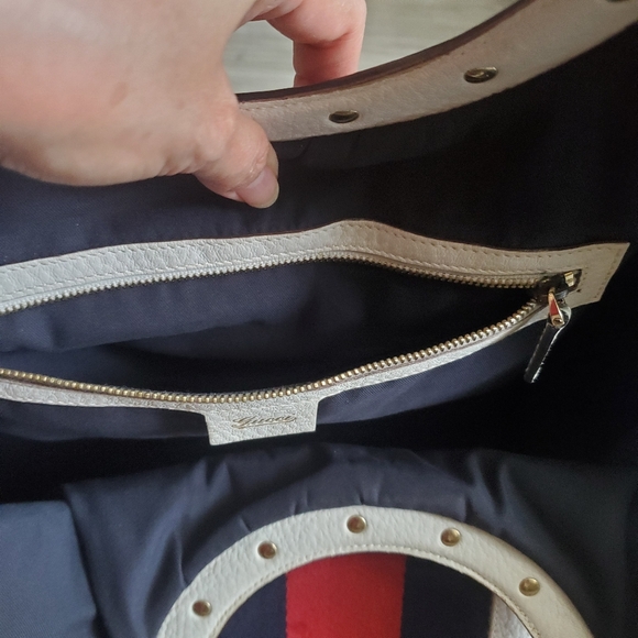 Gucci Leather Handbag - Picture 7 of 16